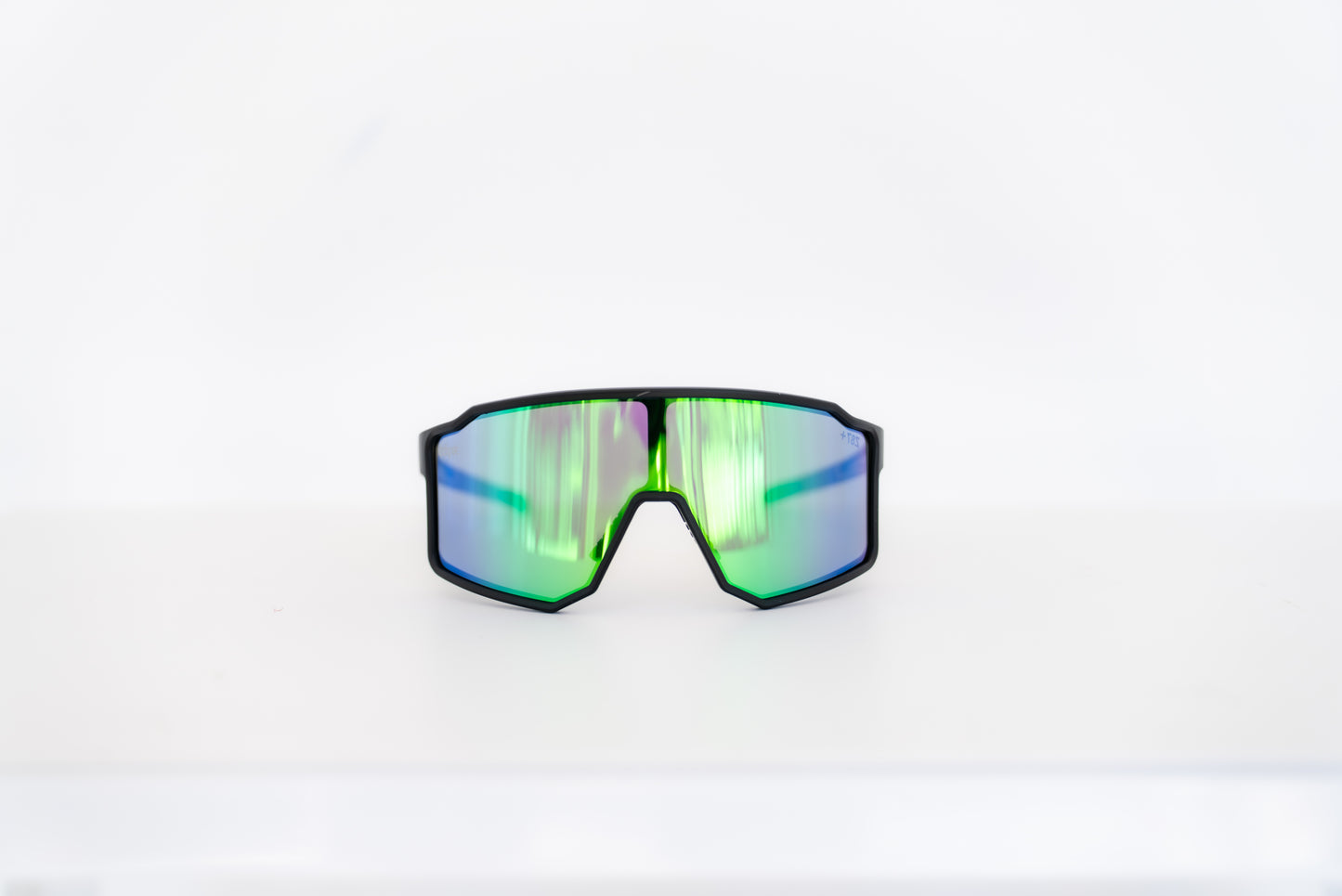 53 Black/Green Oversized & Polarized